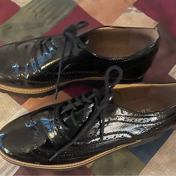 Franco Sarto  Unisex Oxford Patent Faux Leather Lace Up Oxfords Black Sz 6.5 - Picture 2 of 4